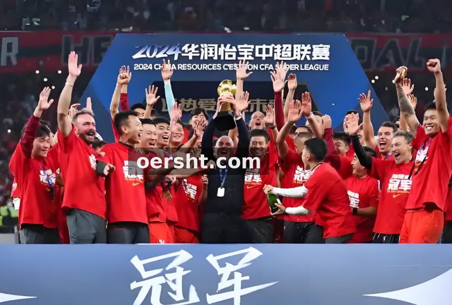 哈哈体育 从青训营到职业赛场：一位篮球教练的二十年坚守与观察